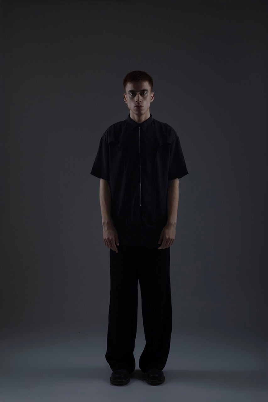 HALF SLEEVES ZIP CREPE