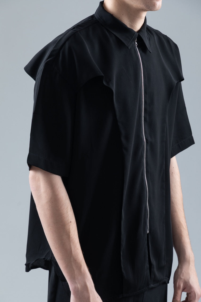 HALF SLEEVES ZIP CREPE