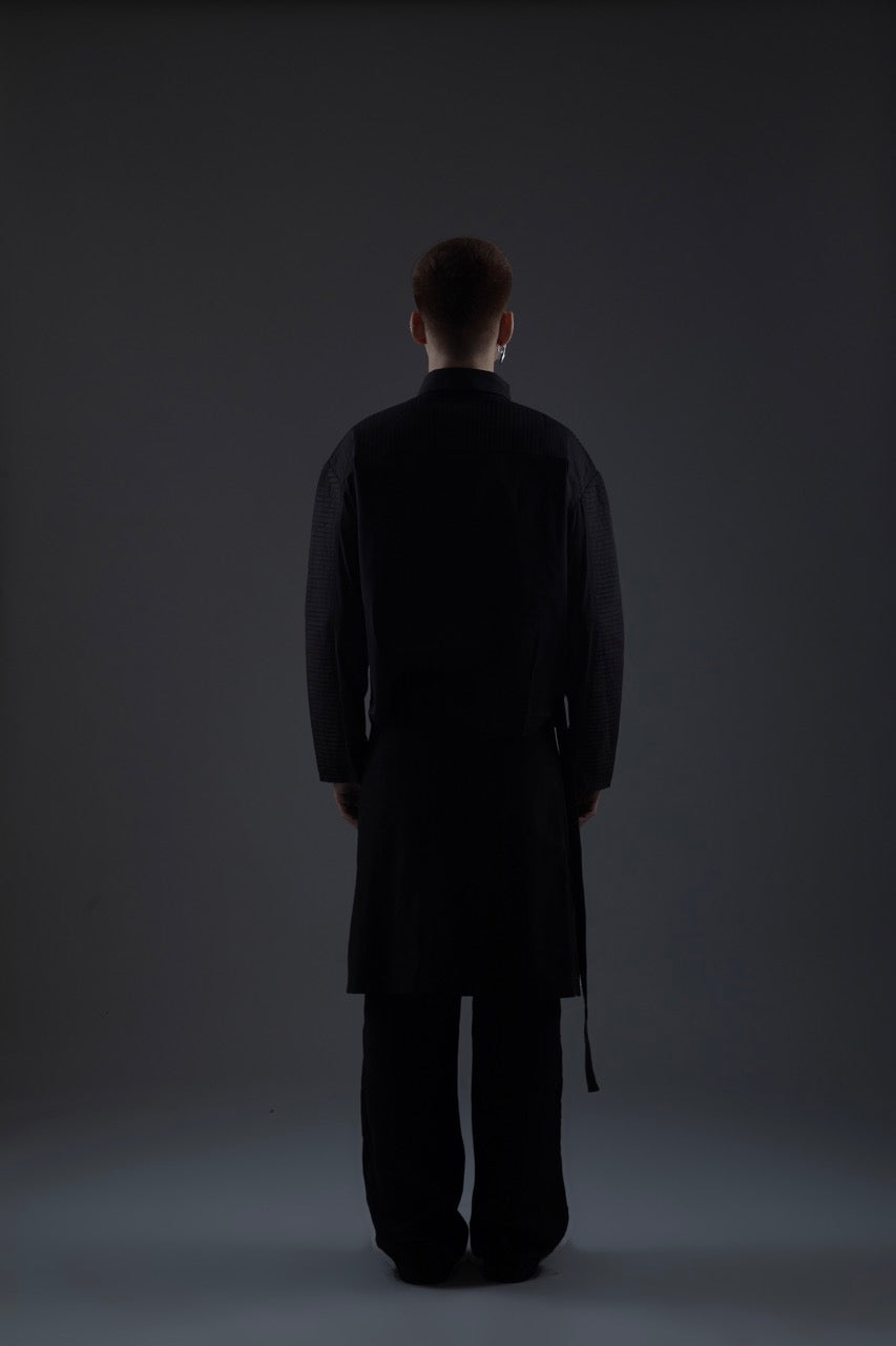 BLACK PLEATED SHIRT
