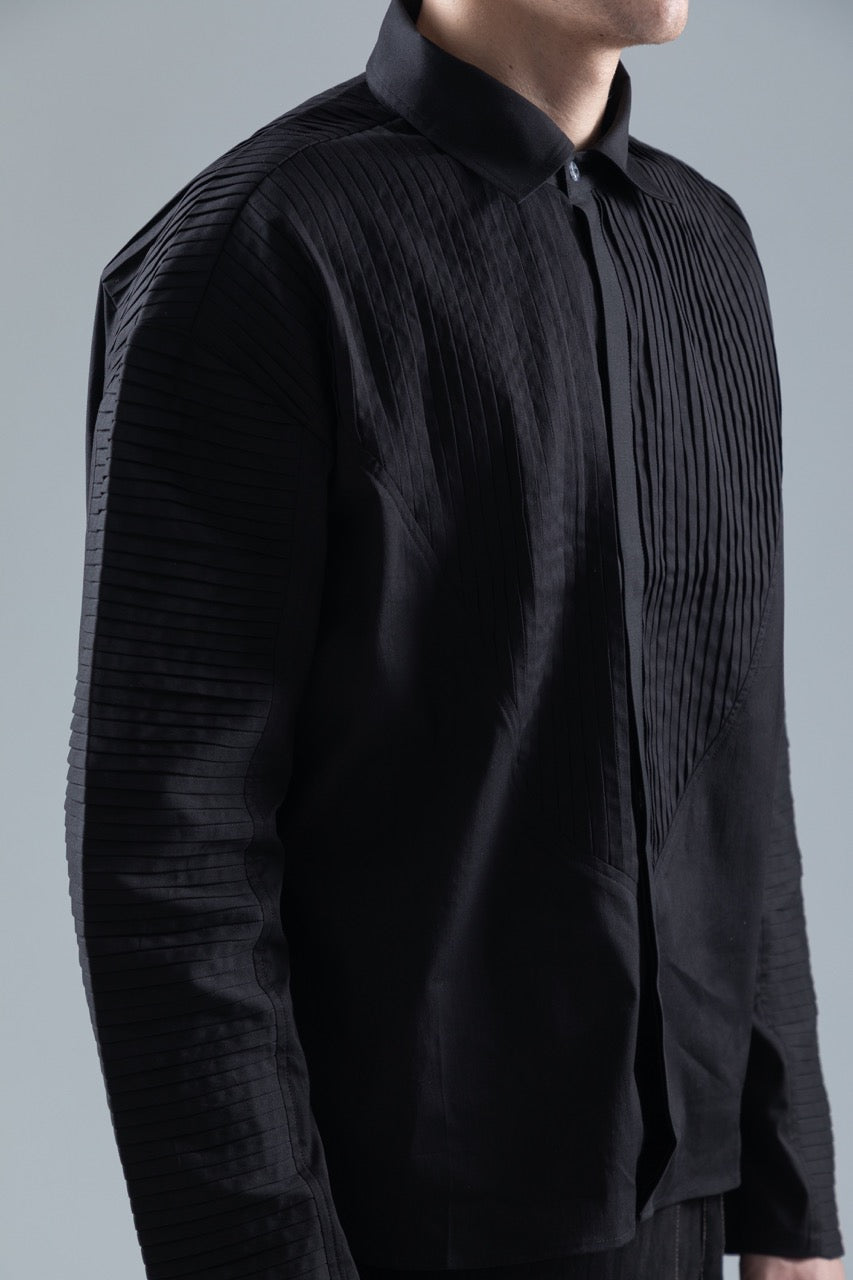 BLACK PLEATED SHIRT