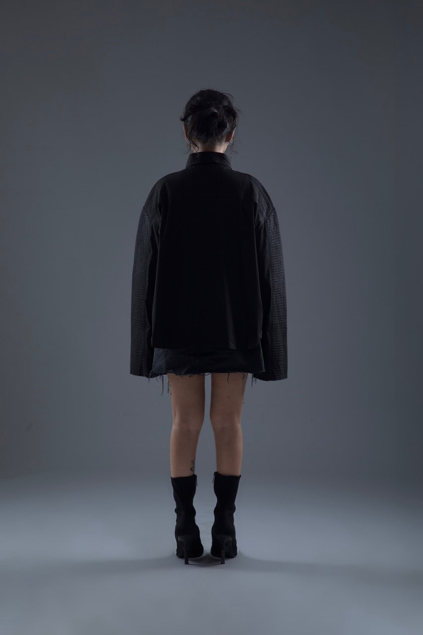 BLACK PLEATED SHIRT