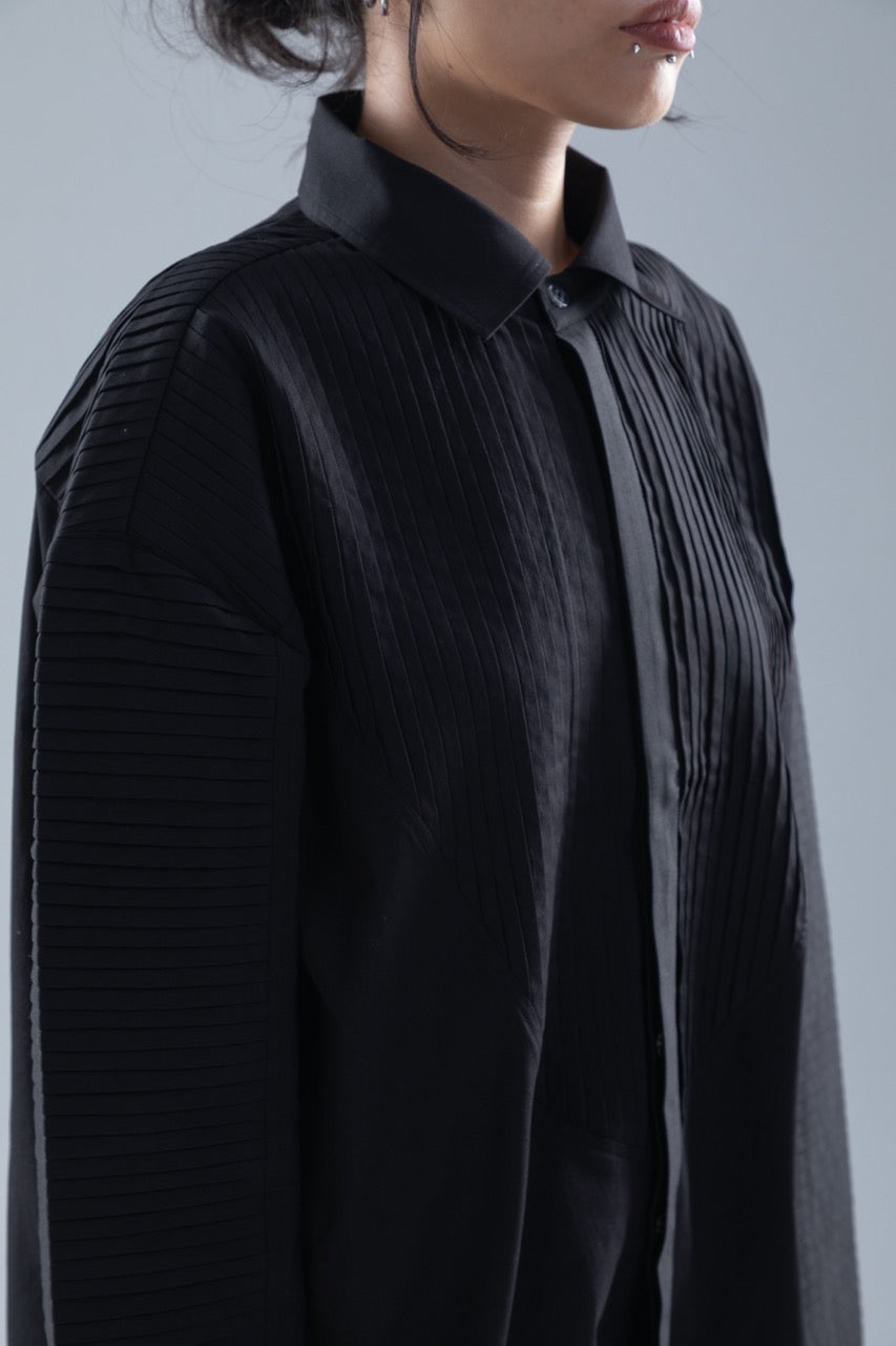 BLACK PLEATED SHIRT