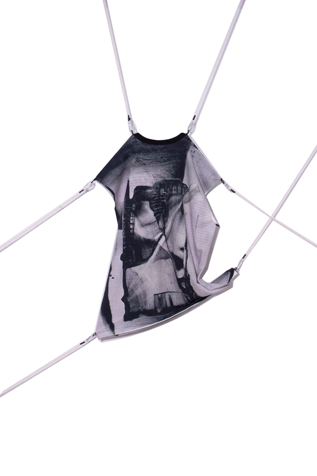 ABSTRACT TEE